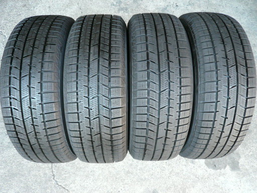 中古スタッドレスタイヤ185/60R15 84Q