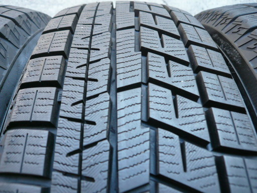 中古スタッドレスタイヤ175/65R15 84Q