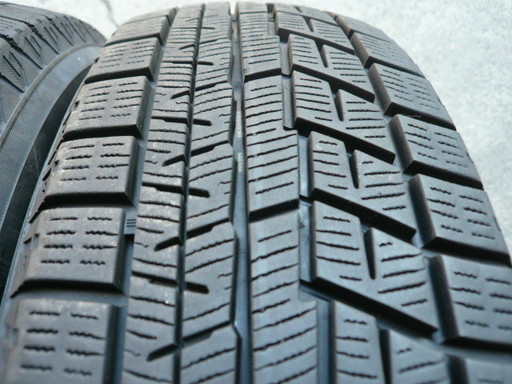 中古スタッドレスタイヤ175/65R15 84Q