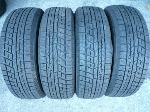 中古スタッドレスタイヤ185/65R15 88Q