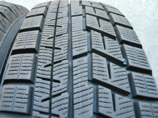 中古スタッドレスタイヤ185/65R15 88Q