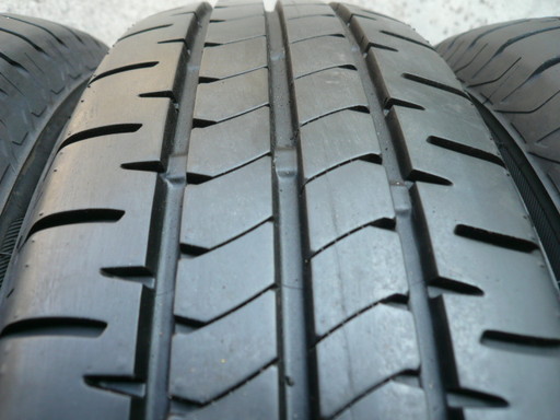 中古タイヤ185/70R14 88S