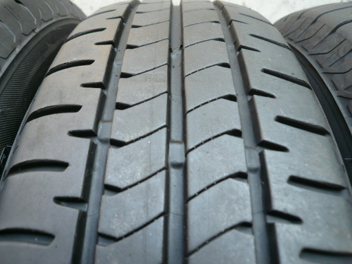 中古タイヤ185/70R14 88S