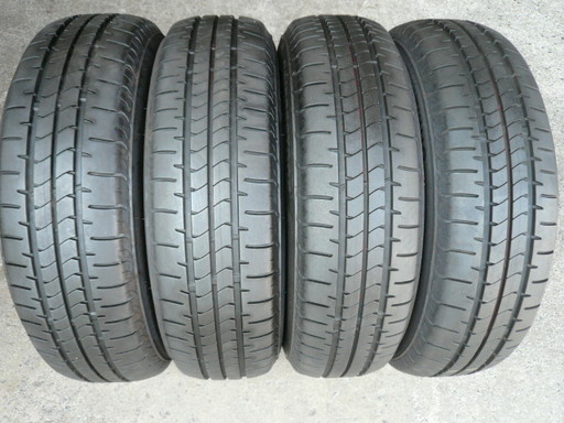 中古タイヤ175/70R14 84S