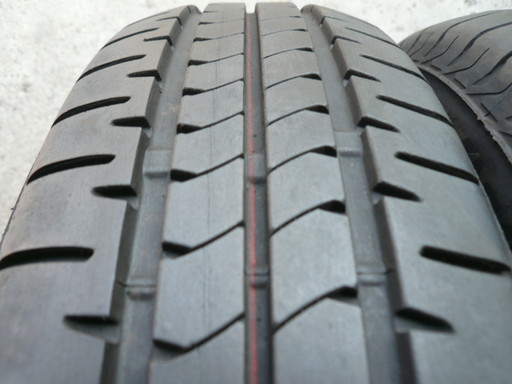 中古タイヤ175/70R14 84S