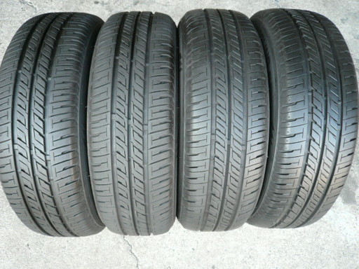 中古タイヤ175/60R15 81H
