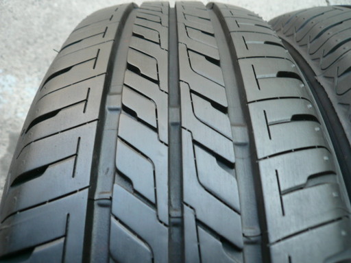 中古タイヤ175/60R15 81H