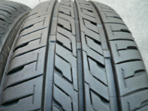 中古タイヤ175/60R15 81H