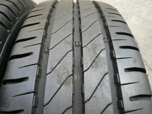 中古タイヤ195/80R15C 108/106S