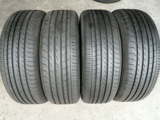 中古タイヤ215/65R16 98H