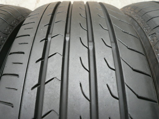 中古タイヤ195/60R16 89V