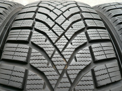 中古タイヤ205/60R16 96H