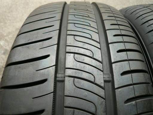 中古タイヤ205/55R16 91V
