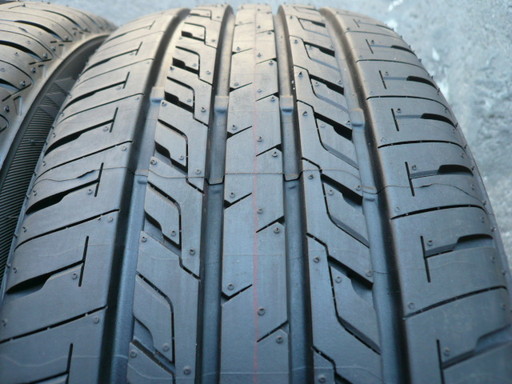中古タイヤ215/45R17 91W