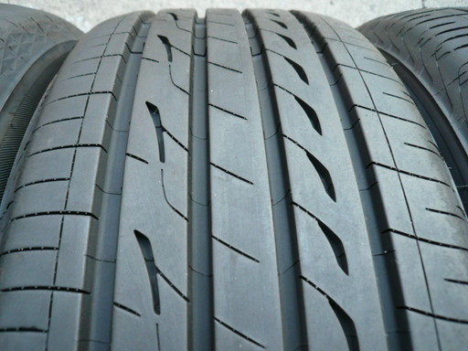 中古タイヤ225/55R17 97V
