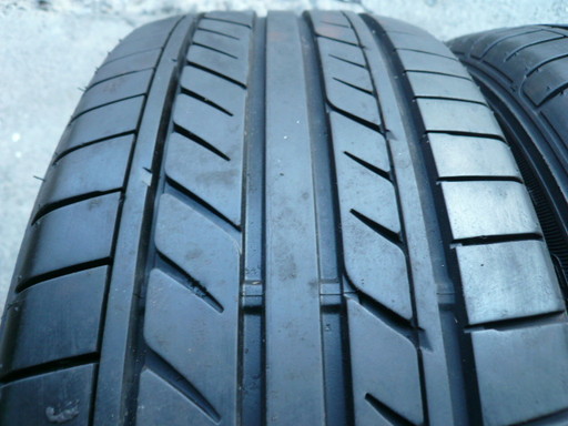 中古タイヤ215/55R17 94V
