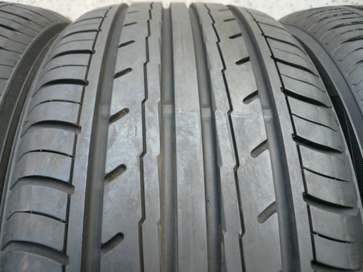 中古タイヤ225/40R18 92W
