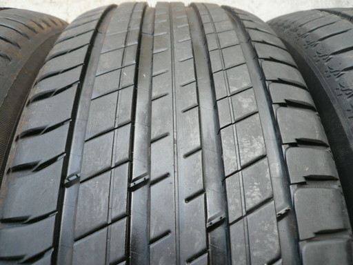 中古タイヤ235/60R18 103V