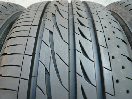 中古タイヤ235/50R18 101V