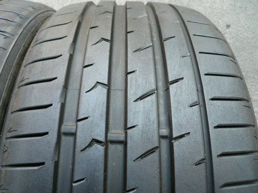 中古タイヤ225/35R19 88Y